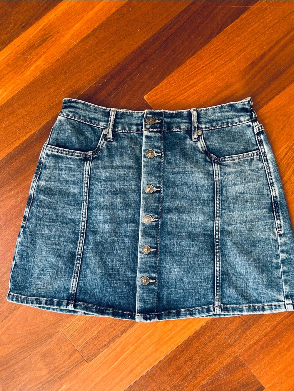 Aerie - Med Wash Button-Front Denim Skirt - Size Medium